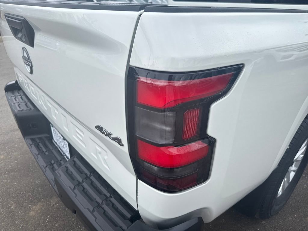 New 2026 Nissan Frontier 4x4 Crew Cab image 41