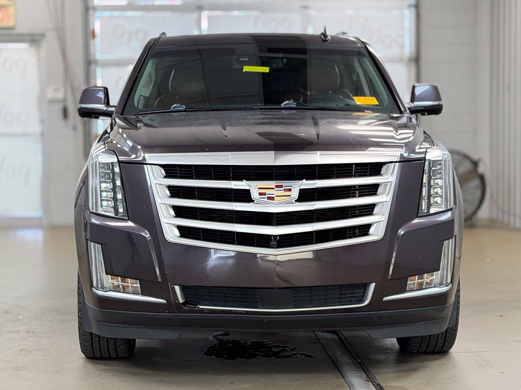 Used 2015 Cadillac Escalade ESV Premium AWD/4WD image 2