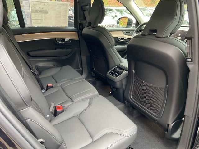 New 2026 Volvo XC90 B6 Plus image 17