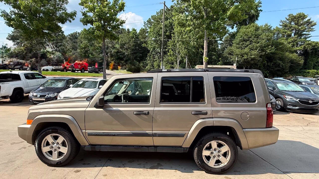Used 2006 Jeep Commander 2WD image 4