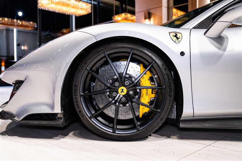 Used 2020 Ferrari 488 Pista Coupe RWD image 13