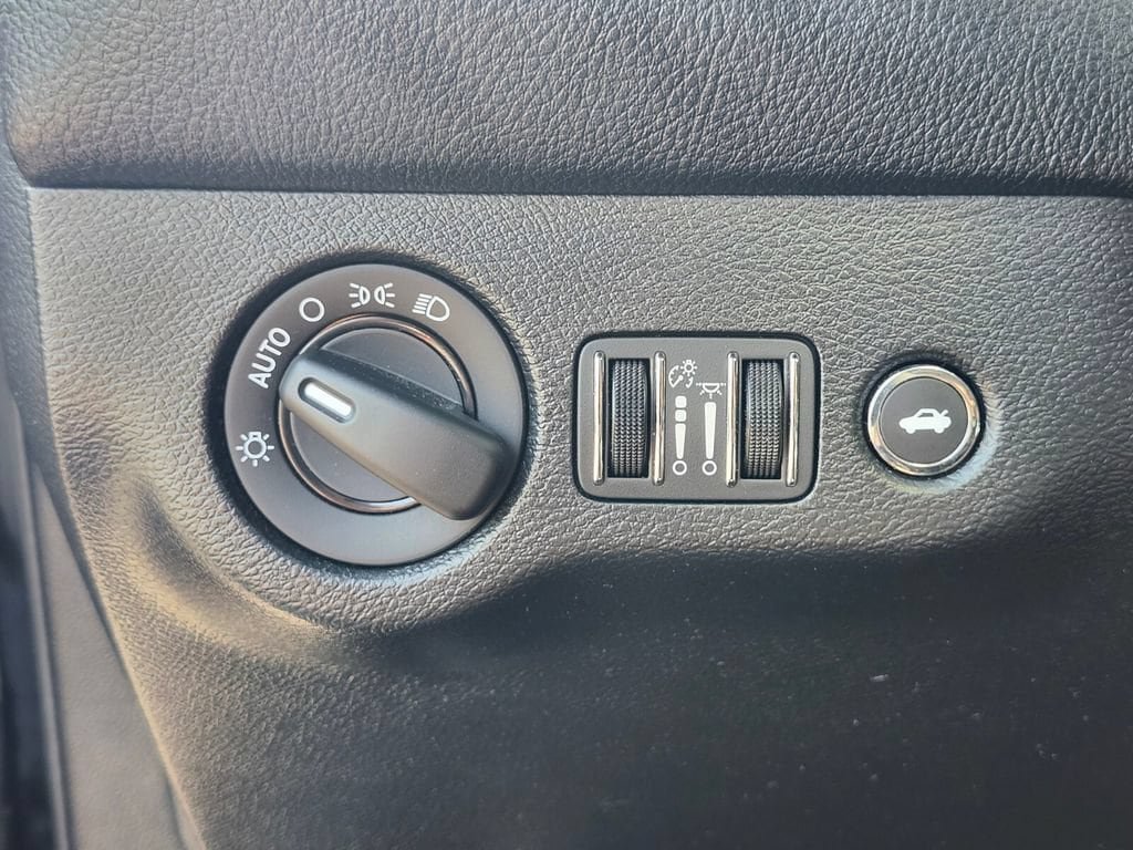 Used 2018 Dodge Challenger SRT Demon RWD image 18