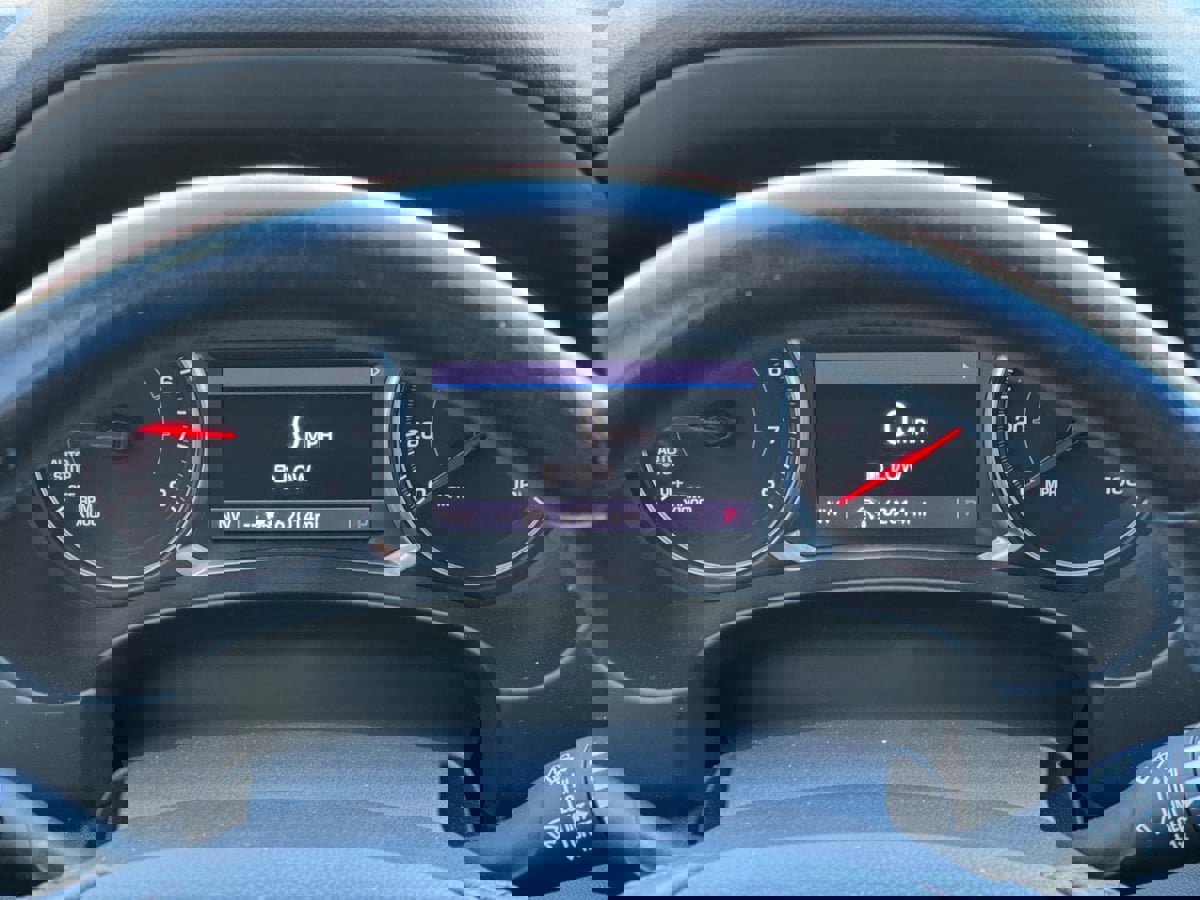 Used 2022 GMC Terrain SLT image 12