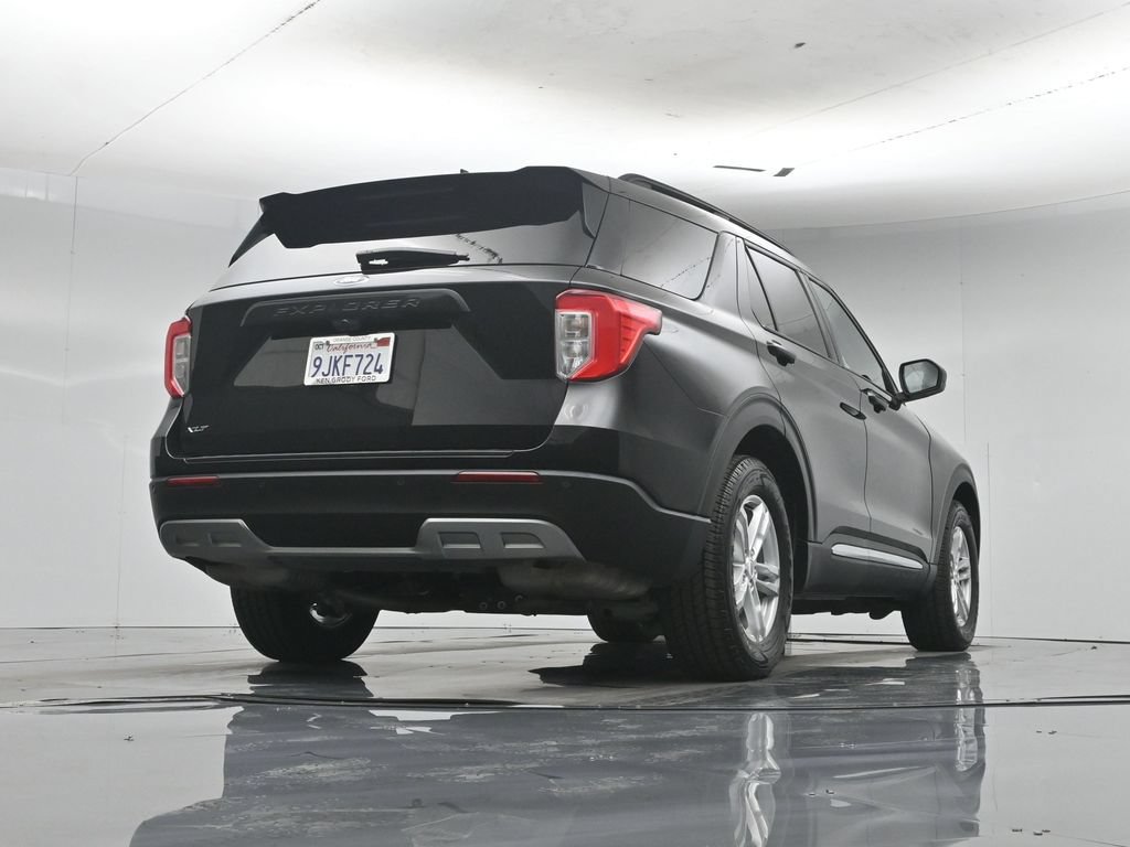 Certified 2023 Ford Explorer XLT w/ Equipment Group 202A RWD image 48