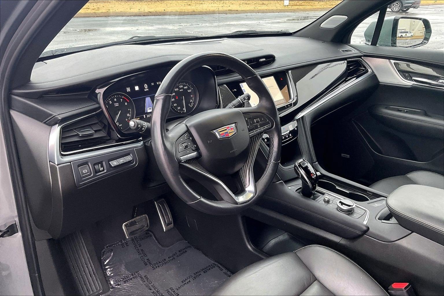 Used 2024 Cadillac XT6 Sport w/ Technology Package image 15