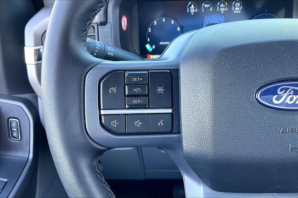 Used 2025 Ford F150 XLT w/ Equipment Group 301A Standard image 17