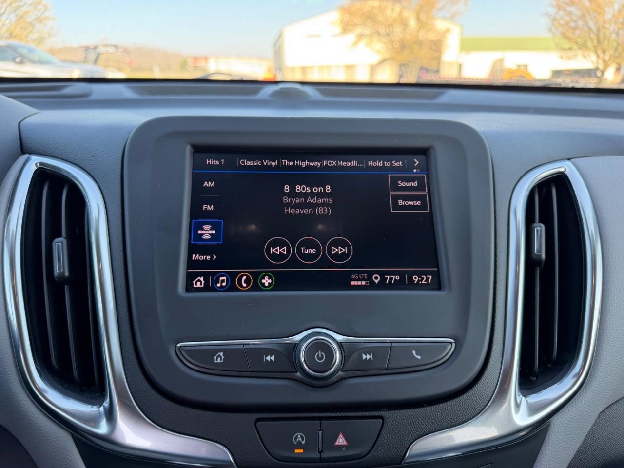 Used 2022 Chevrolet Equinox LT image 14