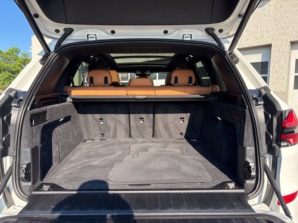 Certified 2024 BMW X5 xDrive40i w/ M Sport Package AWD/4WD image 45