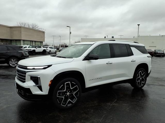 Used 2025 Chevrolet Traverse High Country image 11