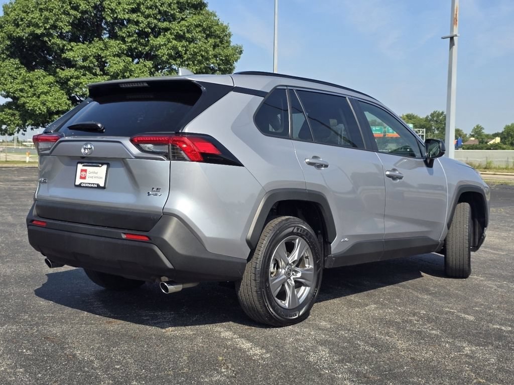 Certified 2025 Toyota RAV4 LE AWD/4WD image 15