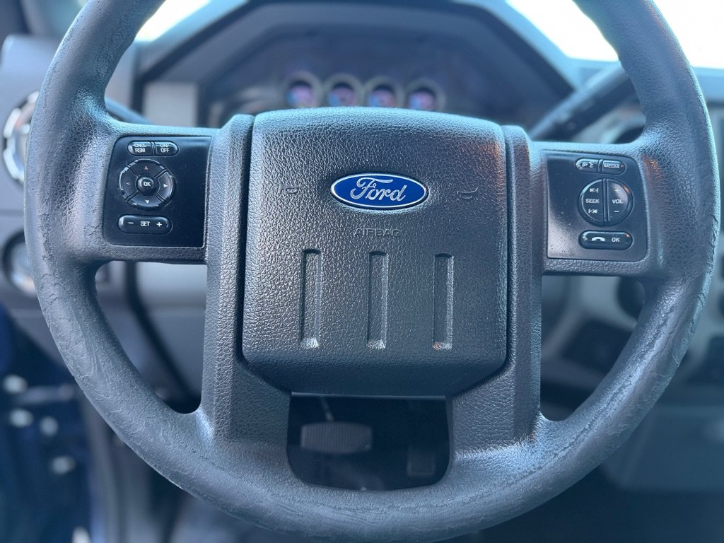 Used 2015 Ford F250 XLT w/ XLT Premium Package AWD/4WD image 13