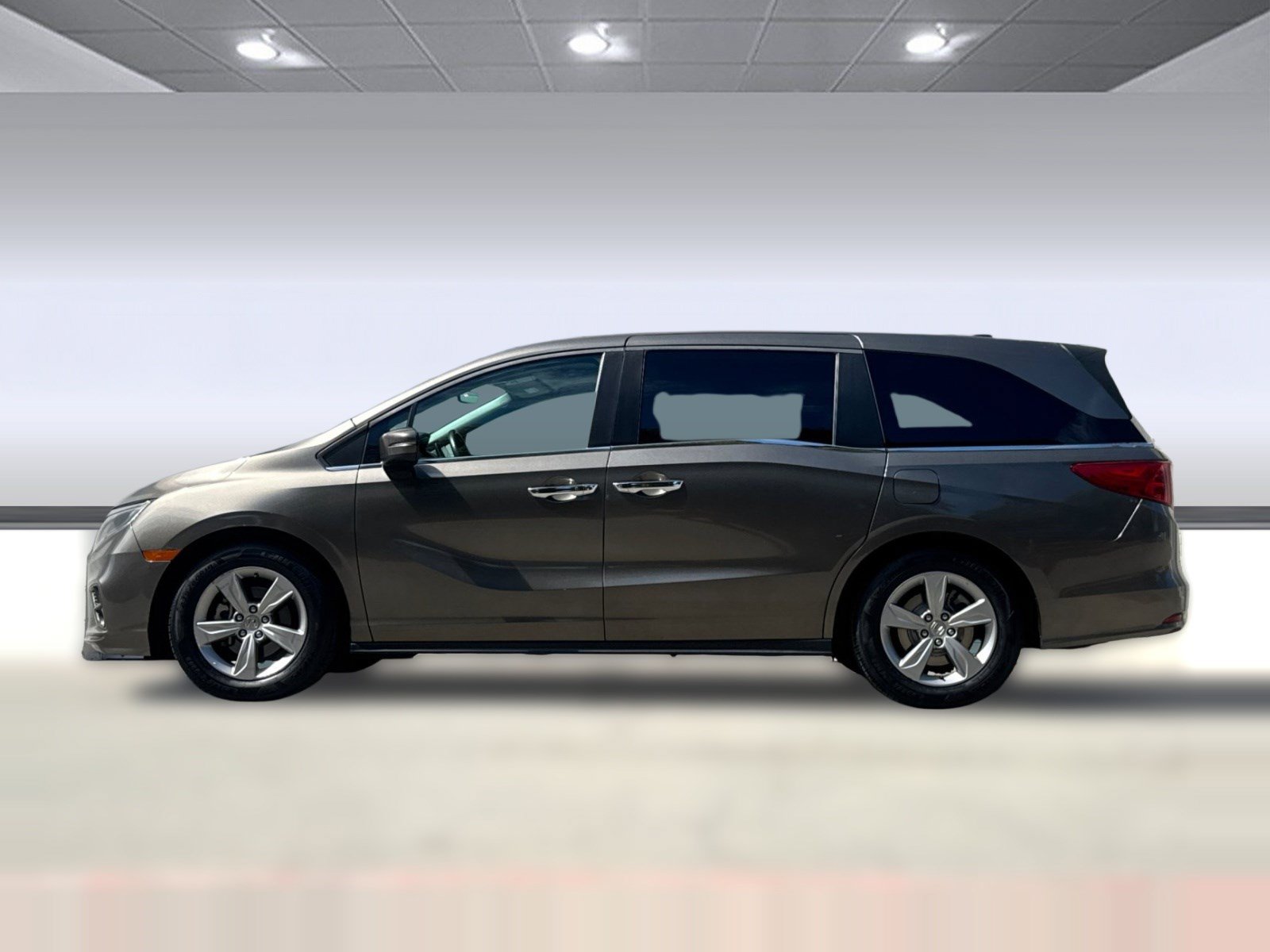 Certified 2018 Honda Odyssey EX-L image 2