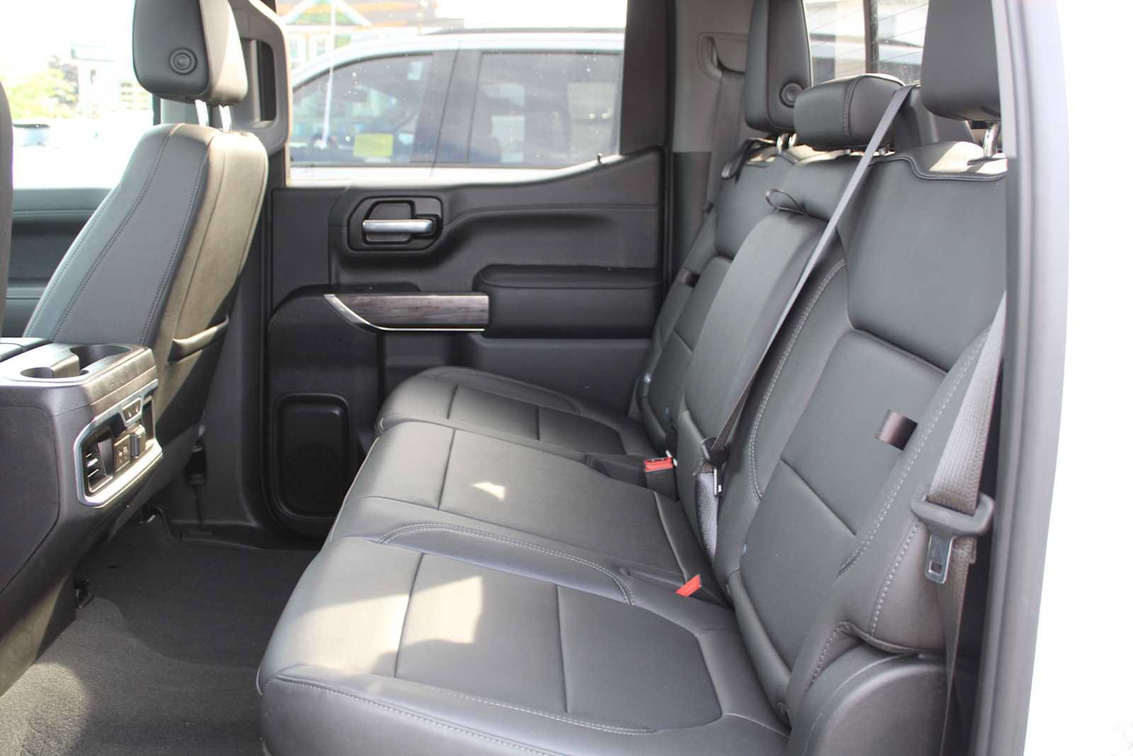 Certified 2021 Chevrolet Silverado 1500 LTZ w/ LTZ Premium Package AWD/4WD image 11