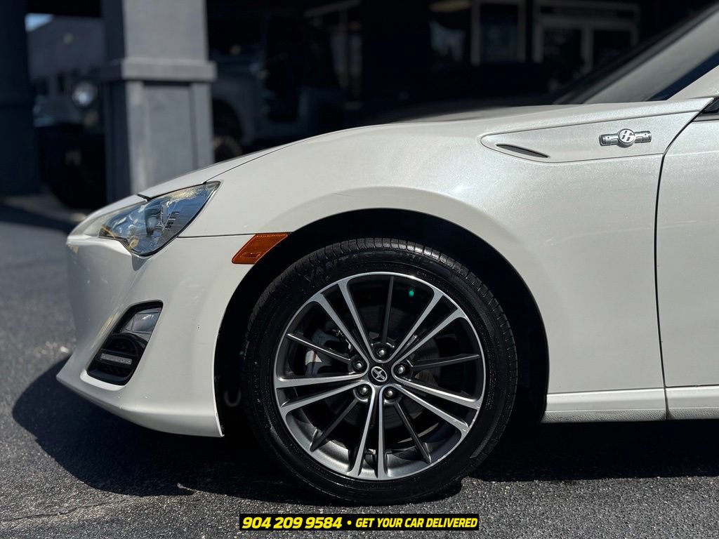 Used 2015 Scion FR-S RWD image 13