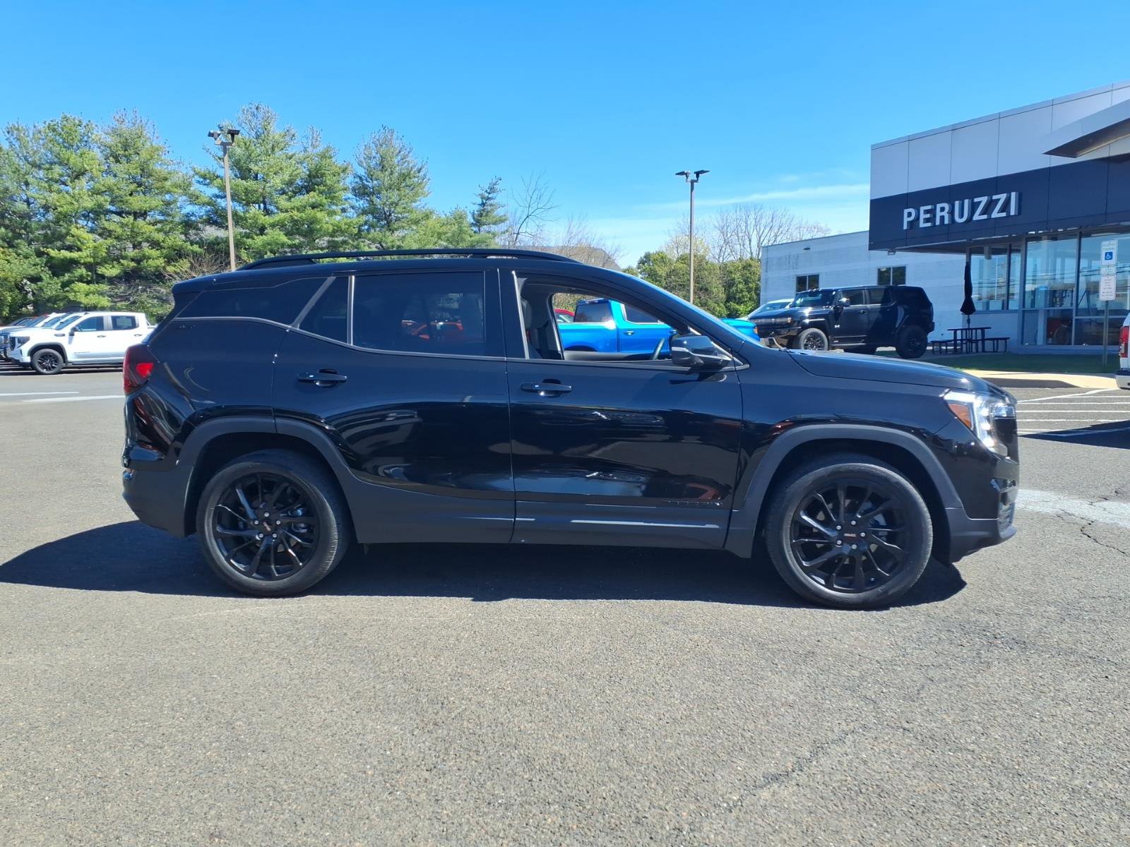 Certified 2023 GMC Terrain SLT w/ Infotainment Package II image 2