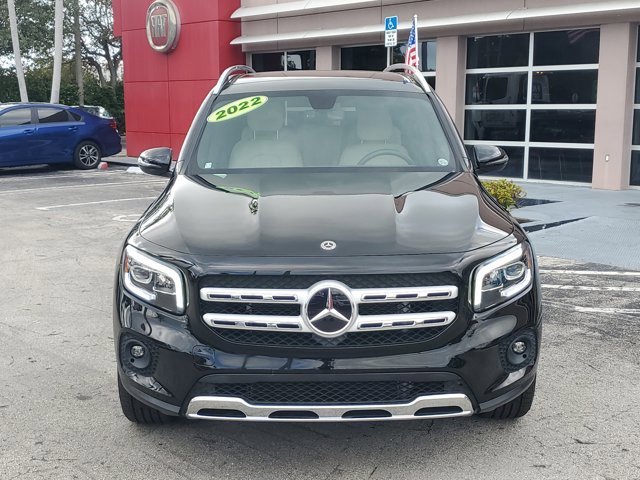 Used 2022 Mercedes-Benz GLB 250 image 2