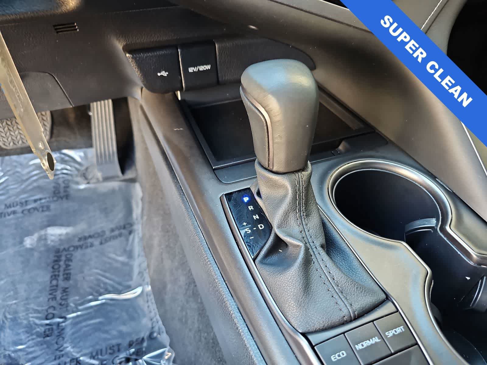 Used 2024 Toyota Camry SE FWD image 21