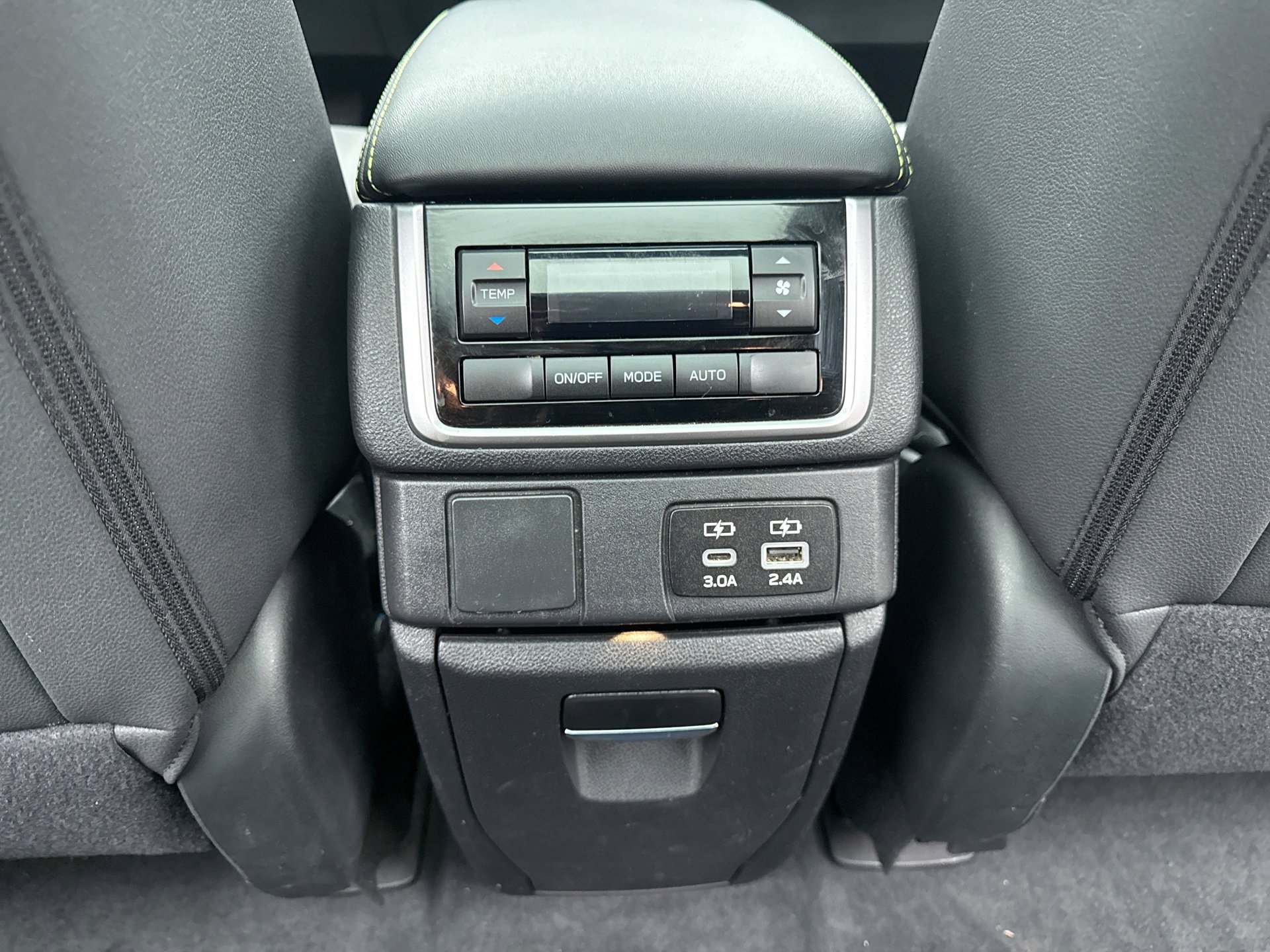 Used 2024 Subaru Ascent Onyx Edition image 19