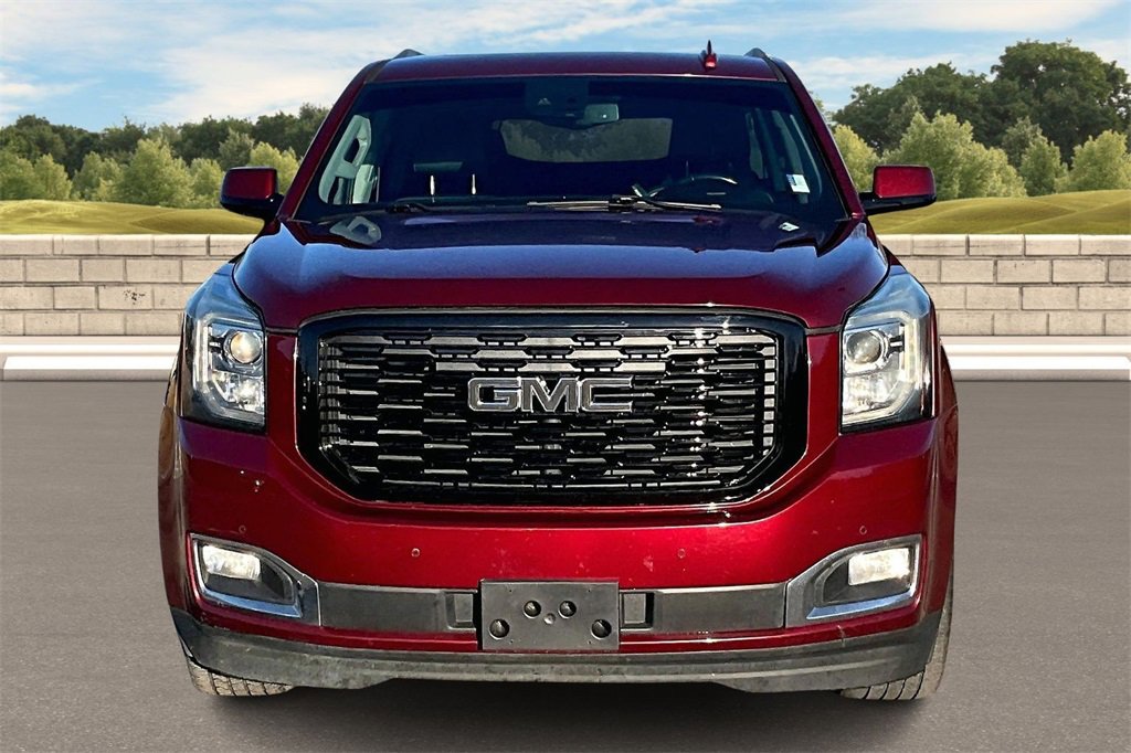 Used 2019 GMC Yukon XL SLT image 3
