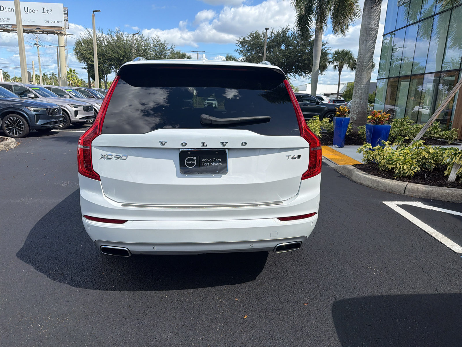 Used 2021 Volvo XC90 T6 Momentum w/ Protection Package Premier AWD/4WD image 5