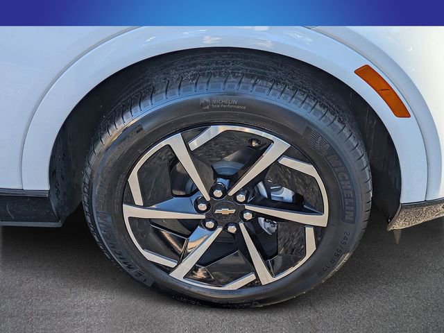 Used 2025 Chevrolet Equinox EV LT w/ Convenience Package image 8