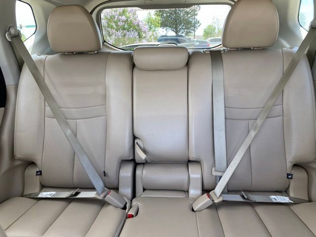 Used 2016 Nissan Rogue SL w/ SL Premium Package AWD/4WD image 11