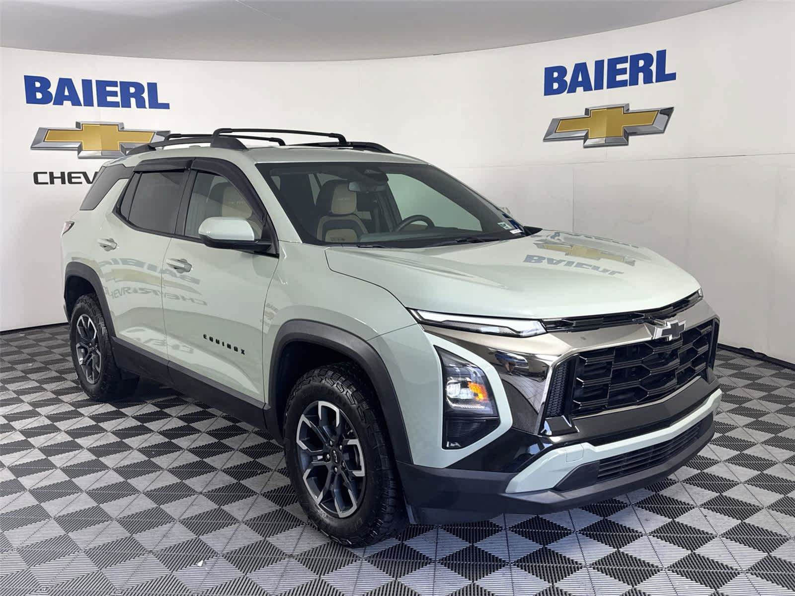 Used 2025 Chevrolet Equinox ACTIV AWD/4WD image 7