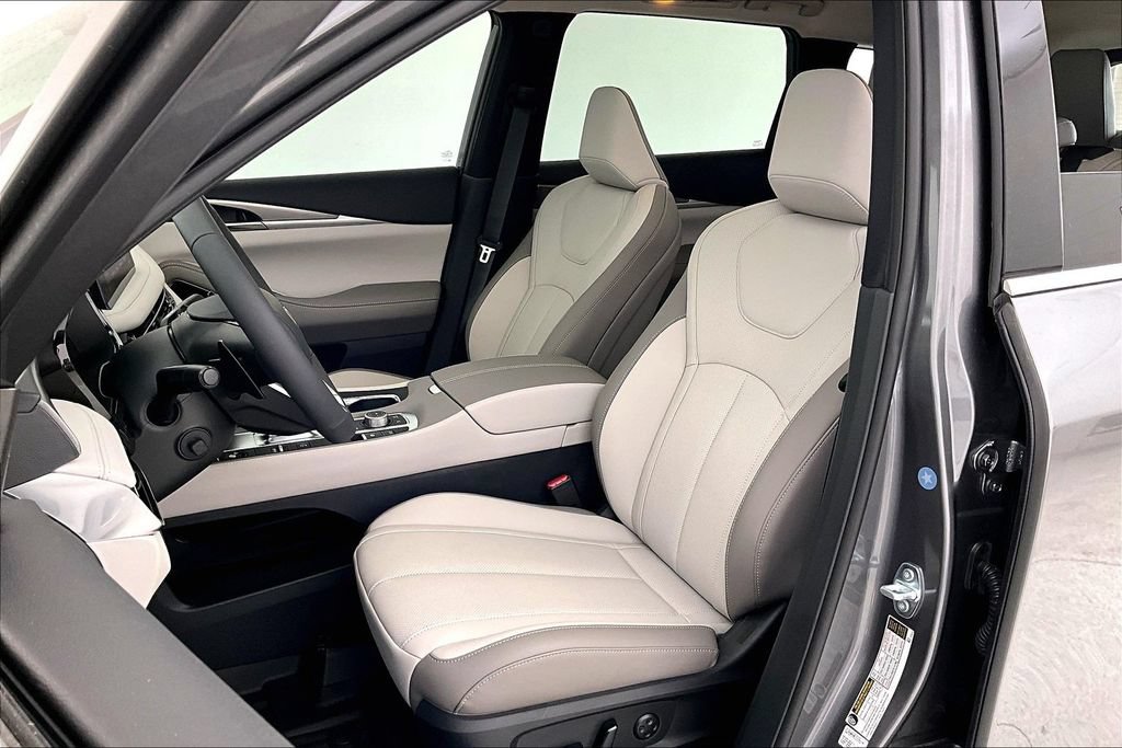 New 2027 INFINITI QX60 Luxe w/ Cargo Package FWD image 26