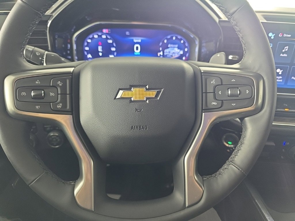 Used 2025 Chevrolet Silverado 1500 LTZ w/ LTZ Convenience Package II image 29