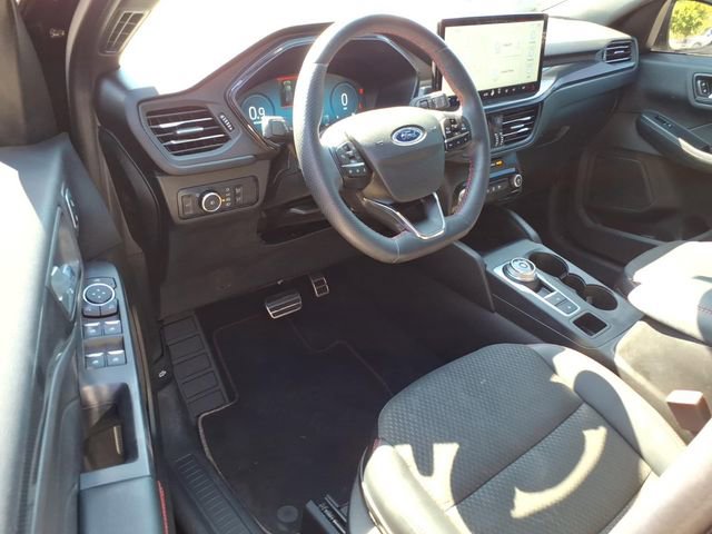 Certified 2023 Ford Escape ST-Line Select AWD/4WD image 18