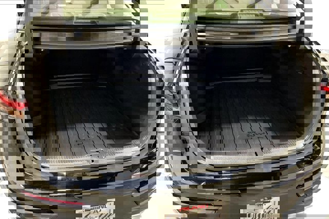 Used 2026 Toyota Crown Limited image 38