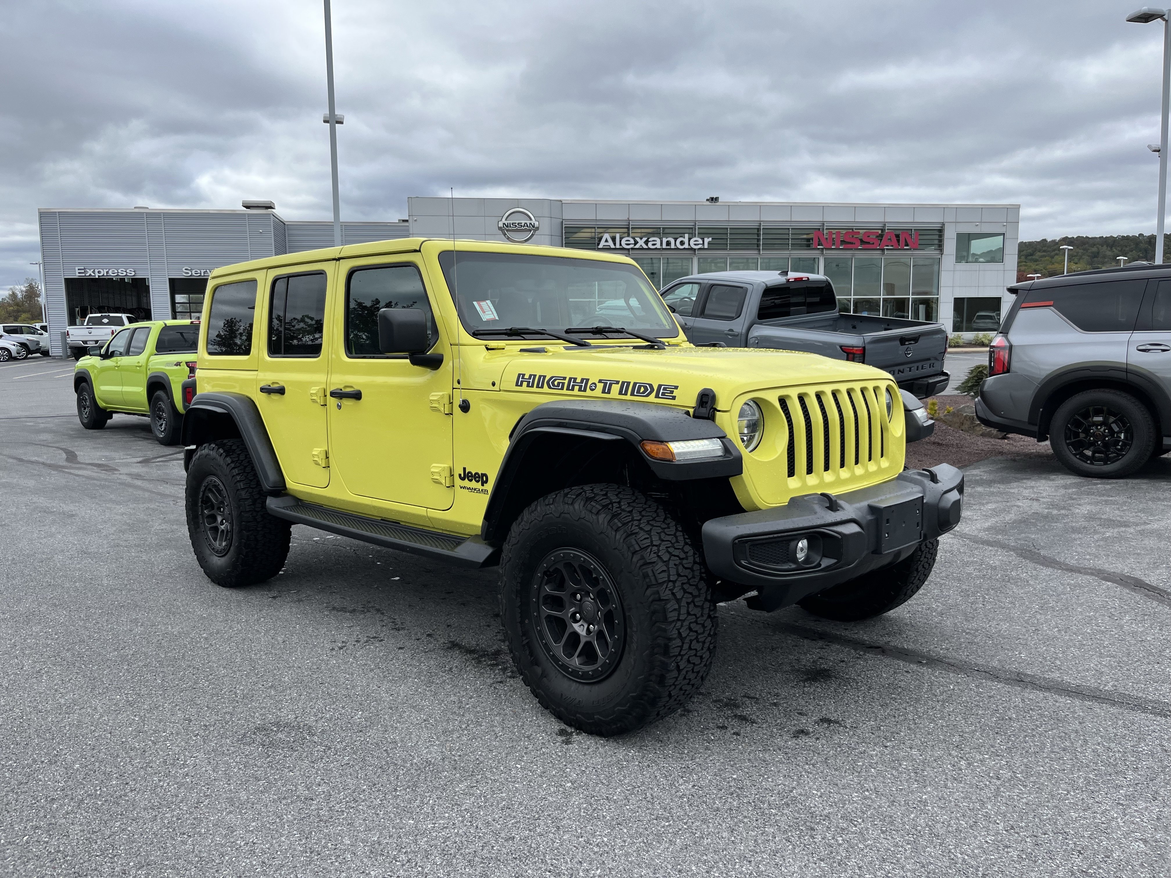 Used 2022 Jeep Wrangler Unlimited Sport image 1