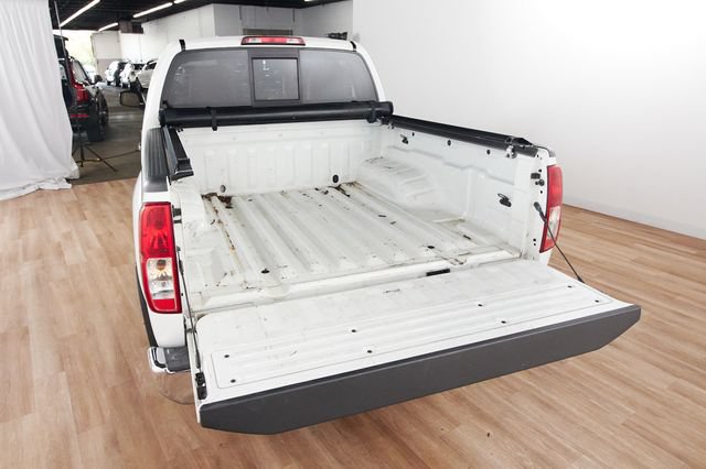 Used 2018 Nissan Frontier SV AWD/4WD image 5