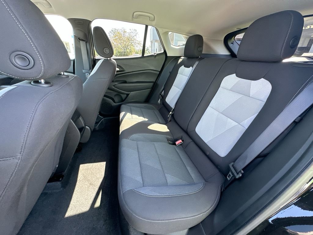 Used 2024 Chevrolet Trax LS image 23