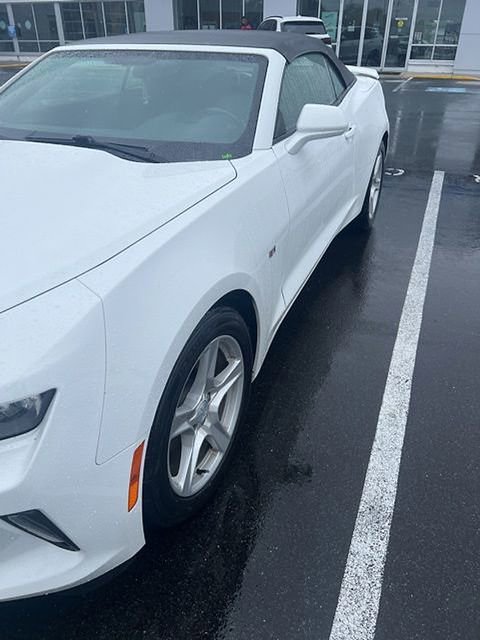 Used 2017 Chevrolet Camaro LT RWD image 14