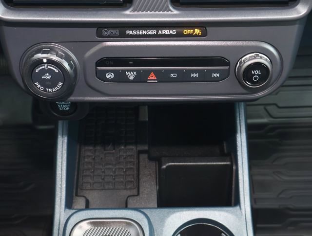 Used 2025 Ford Maverick Lariat w/ Black Appearance Package image 28