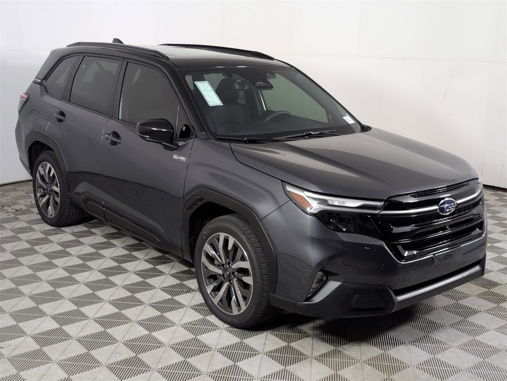New 2025 Subaru Forester Touring image 2