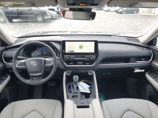 New 2026 Toyota Grand Highlander XLE image 24