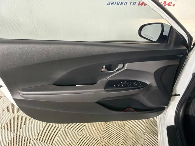 Used 2019 Hyundai Veloster 2.0 Premium FWD image 14