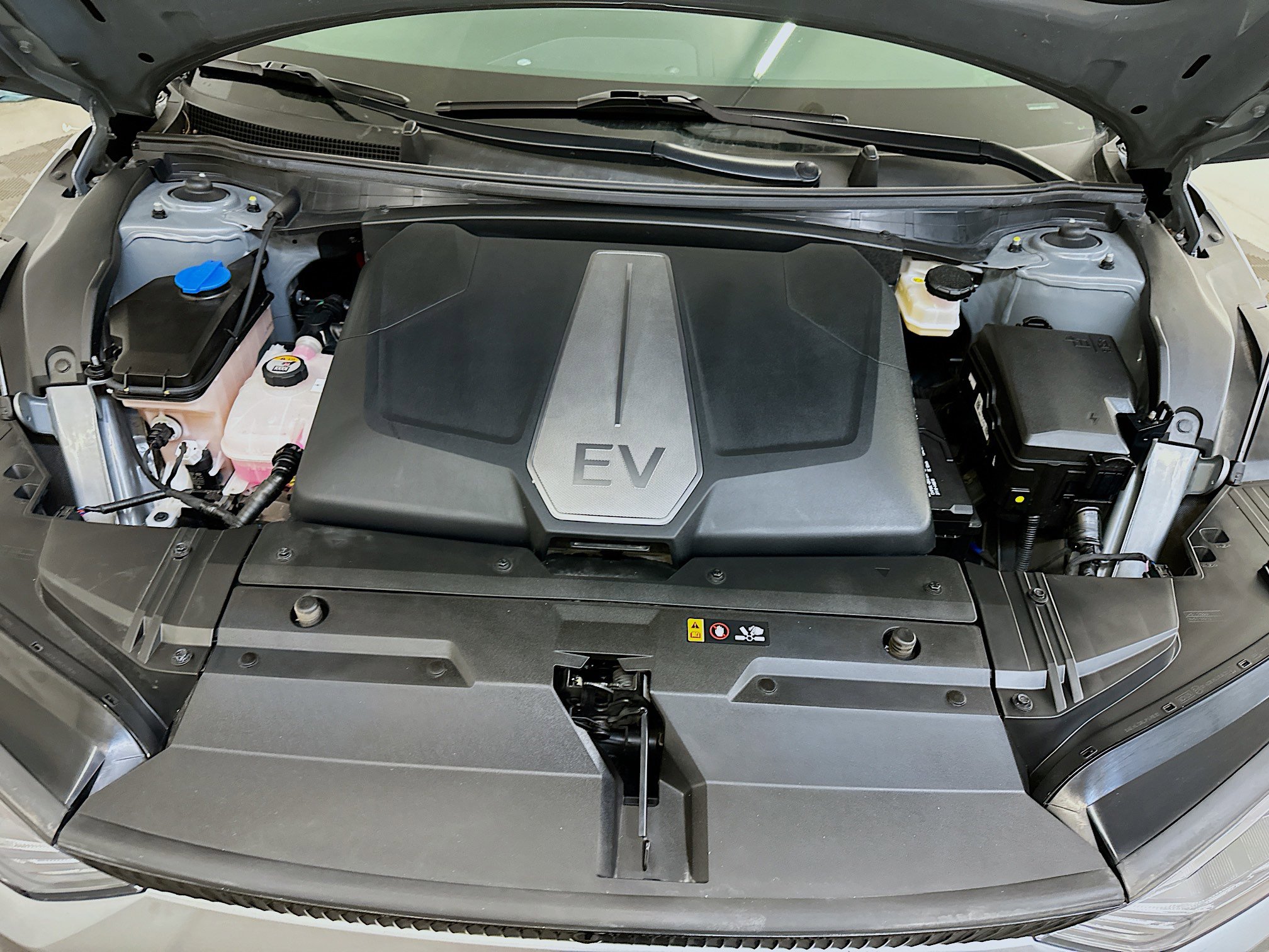 Used 2023 Kia EV6 Wind w/ Wind Technology Package image 35