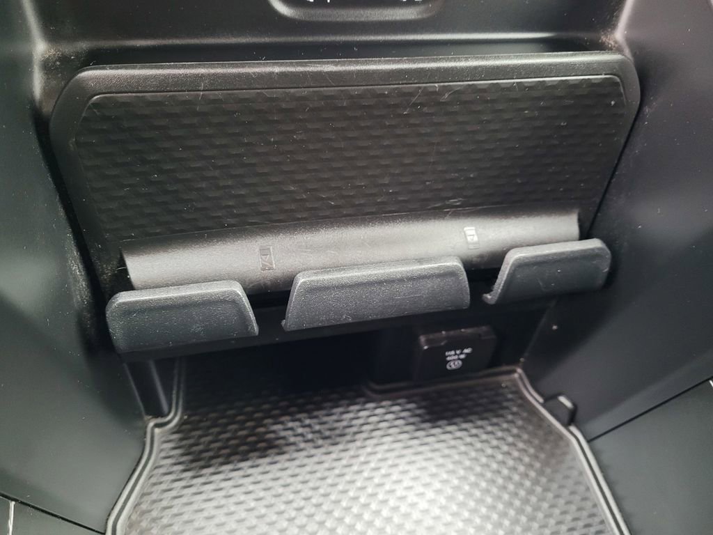 Used 2024 RAM 1500 Laramie image 22