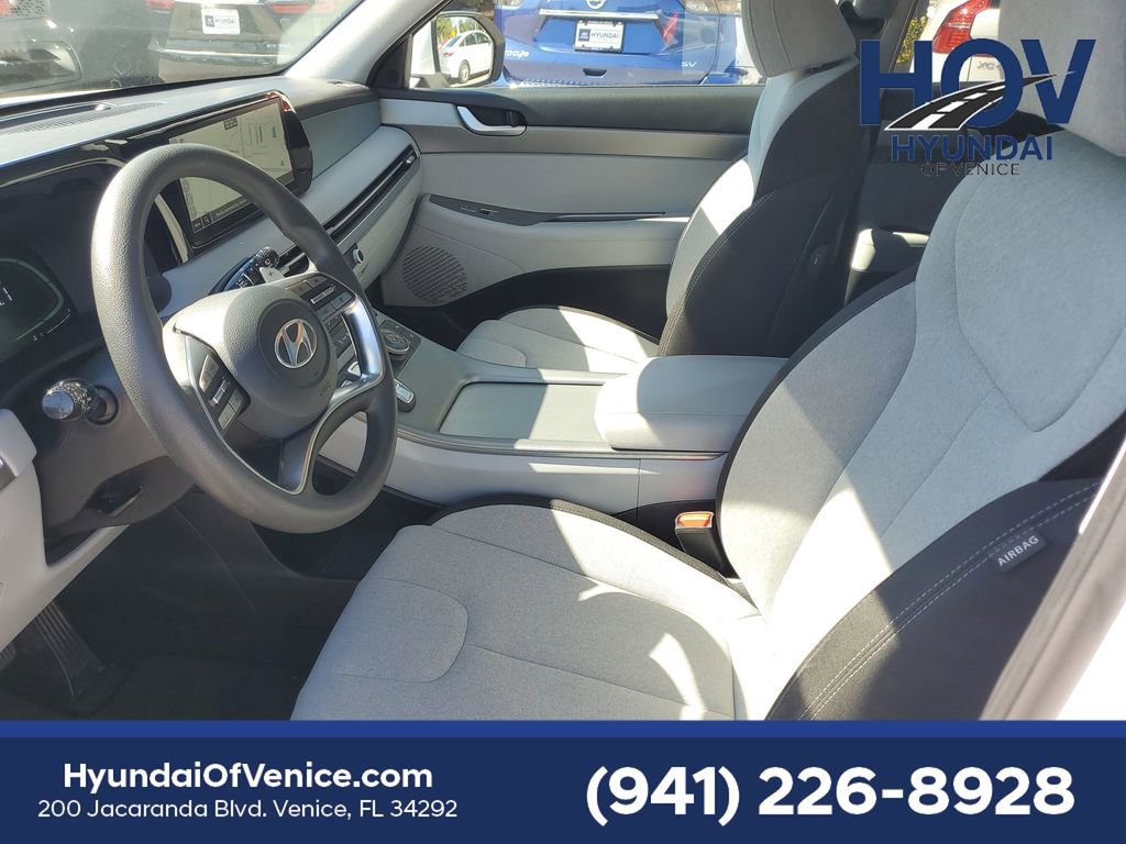 Used 2023 Hyundai Palisade SE image 26