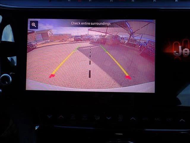 New 2026 Jeep Grand Cherokee Limited image 19