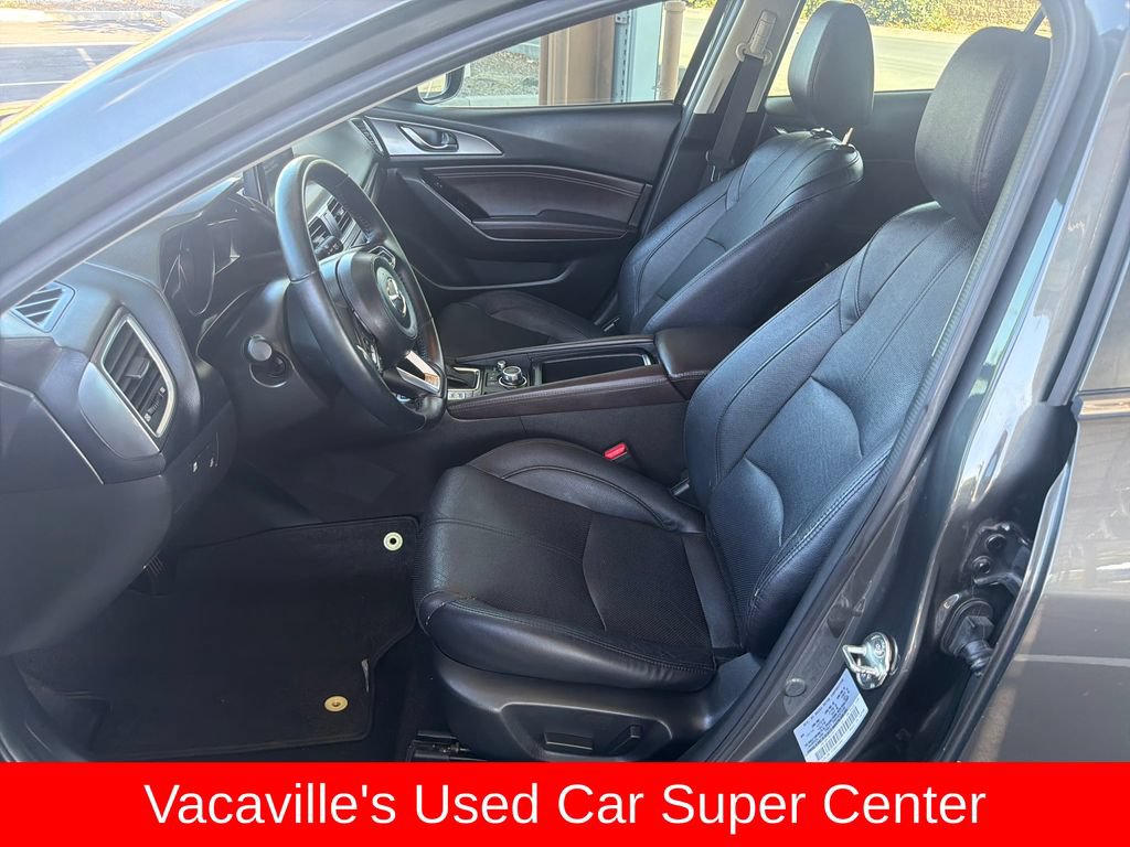 Used 2017 MAZDA MAZDA3 Grand Touring FWD image 9