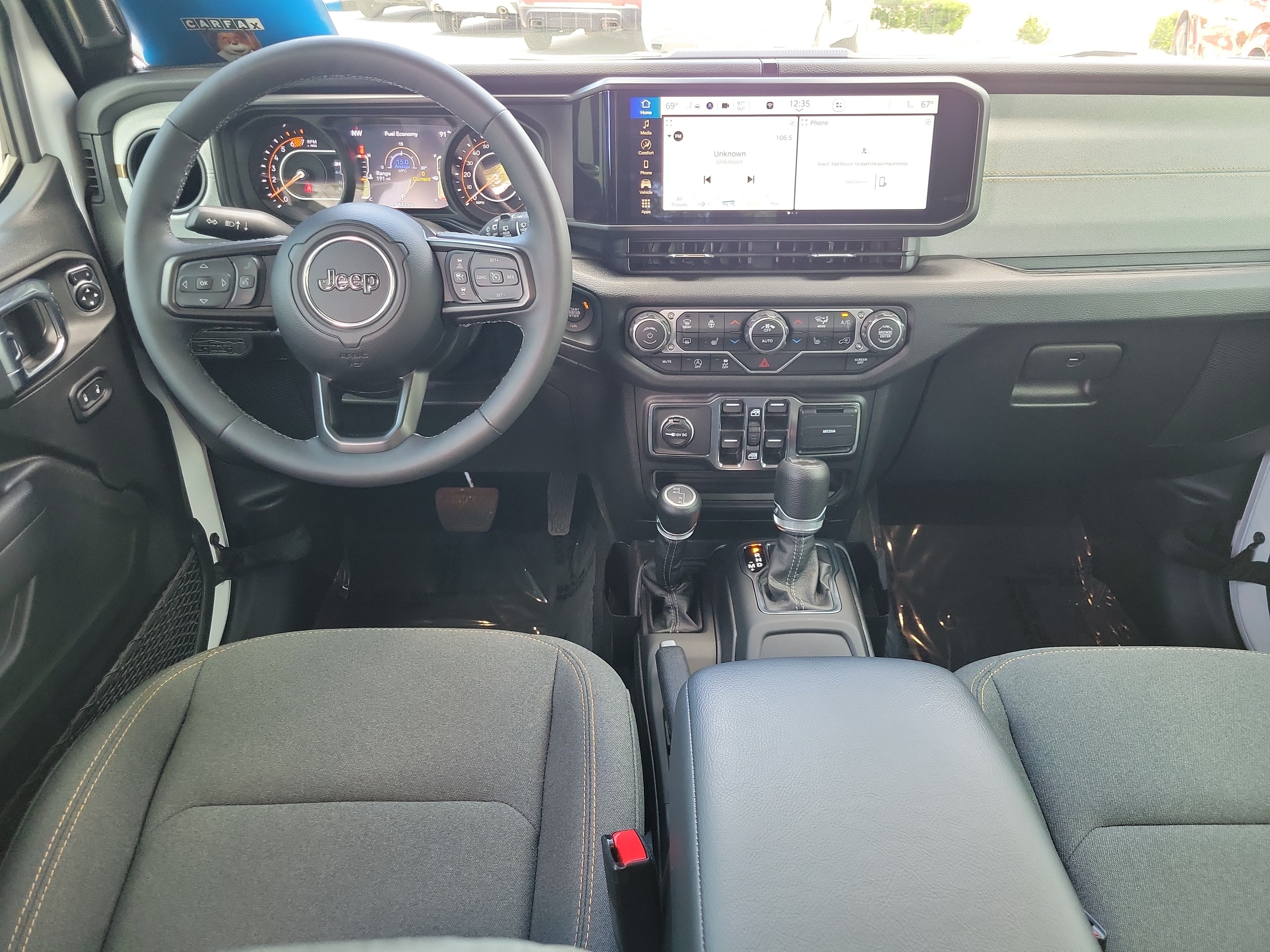 Used 2025 Jeep Wrangler Unlimited Sport AWD/4WD image 13