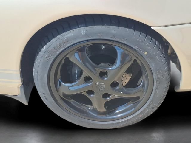 Used 1999 Porsche 911 Carrera RWD image 28