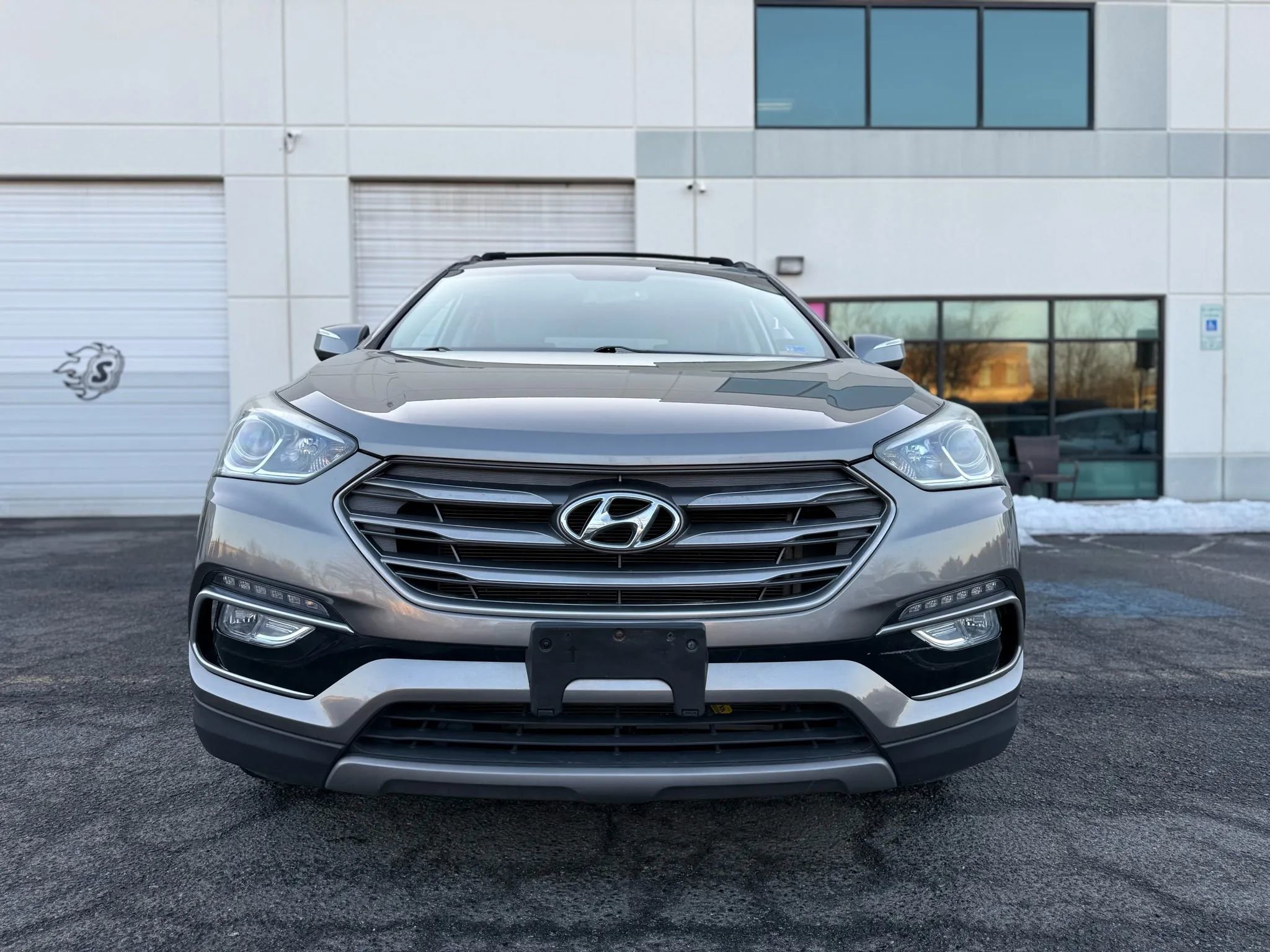 Used 2018 Hyundai Santa Fe Sport w/ 2.4L Value Package 02 AWD/4WD image 9