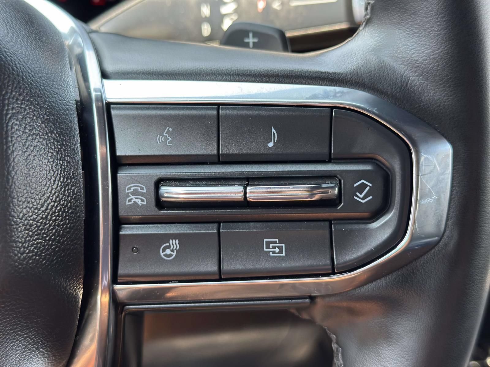 Certified 2025 GMC Yukon Denali AWD/4WD image 18