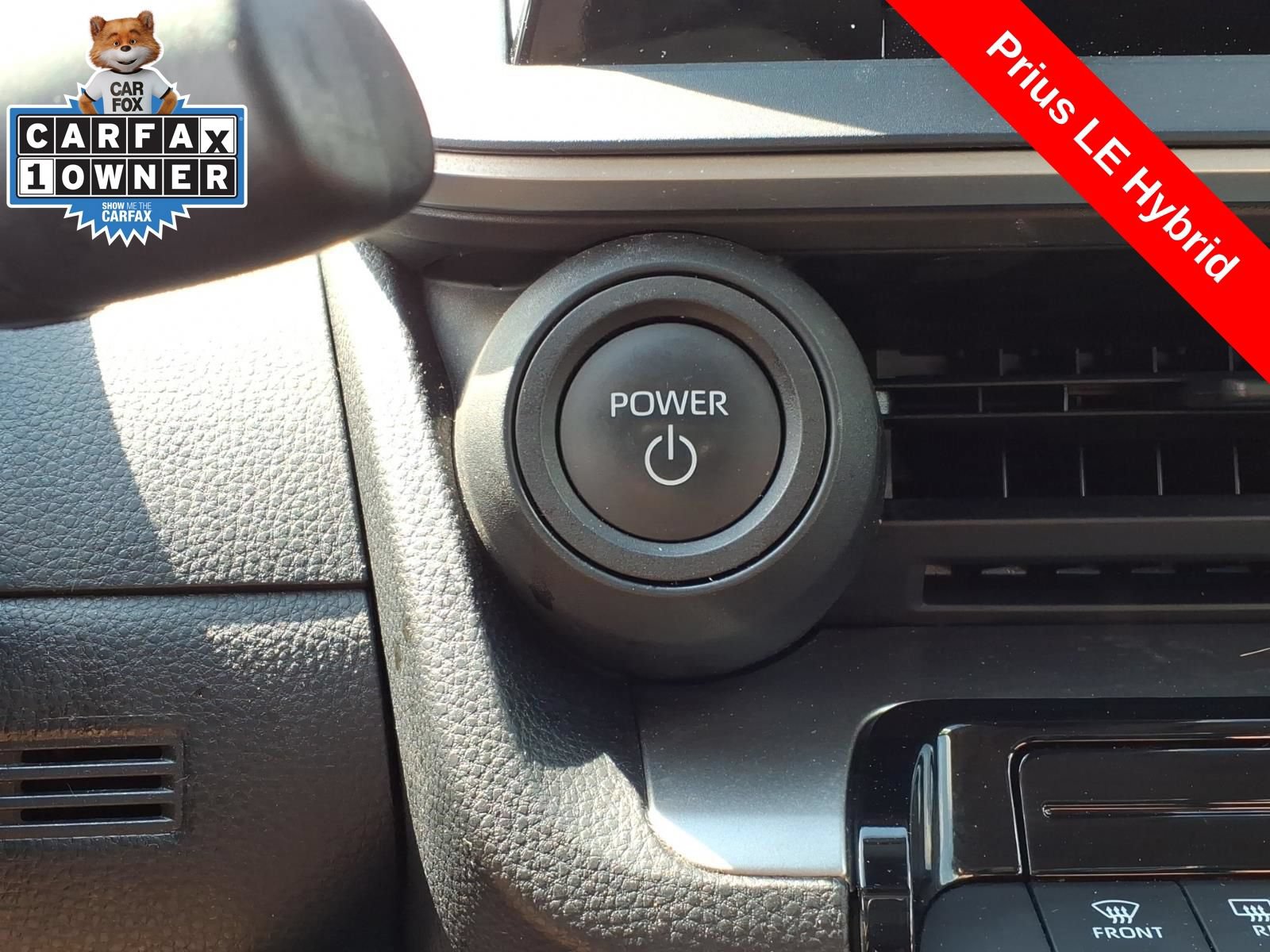 Used 2024 Toyota Prius LE FWD image 18