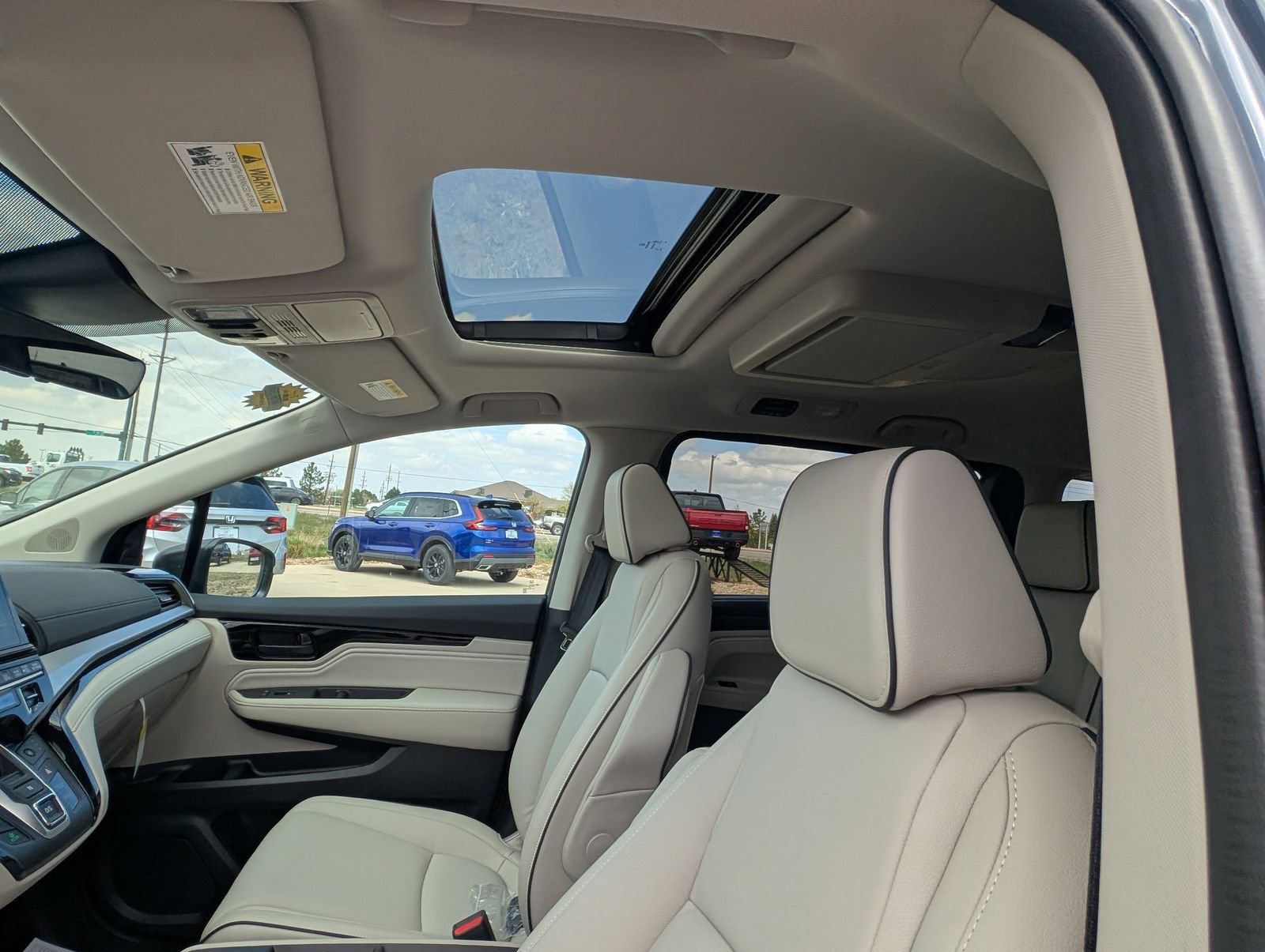 New 2027 Honda Odyssey Touring image 6